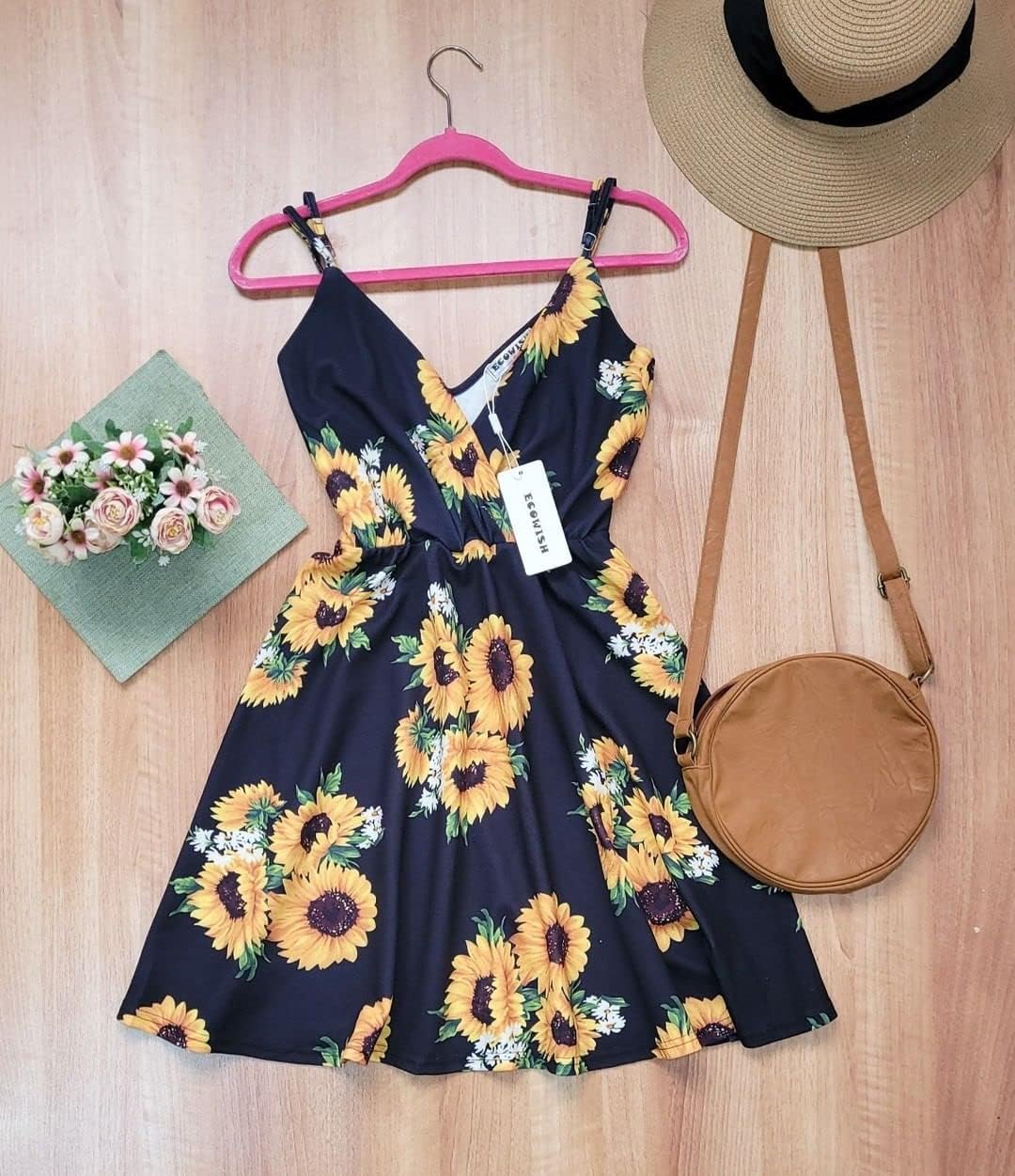 ECOWISH Summer Dresses for Women 2025 V-Neck Spaghetti Strap Bowknot Backless Sleeveless Lace Mini Swing Skater Dress