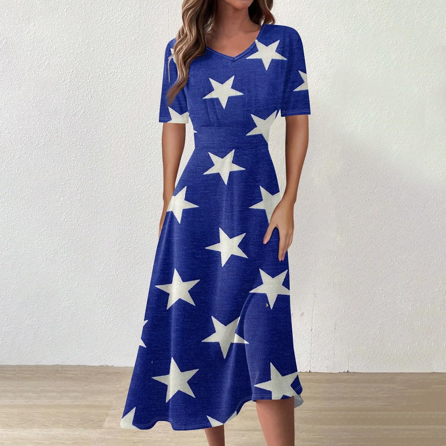 Women's Patriotic Star Print Midi Short Sleeve V-Neck Casual A-Line Dress for Summer Parties & Events