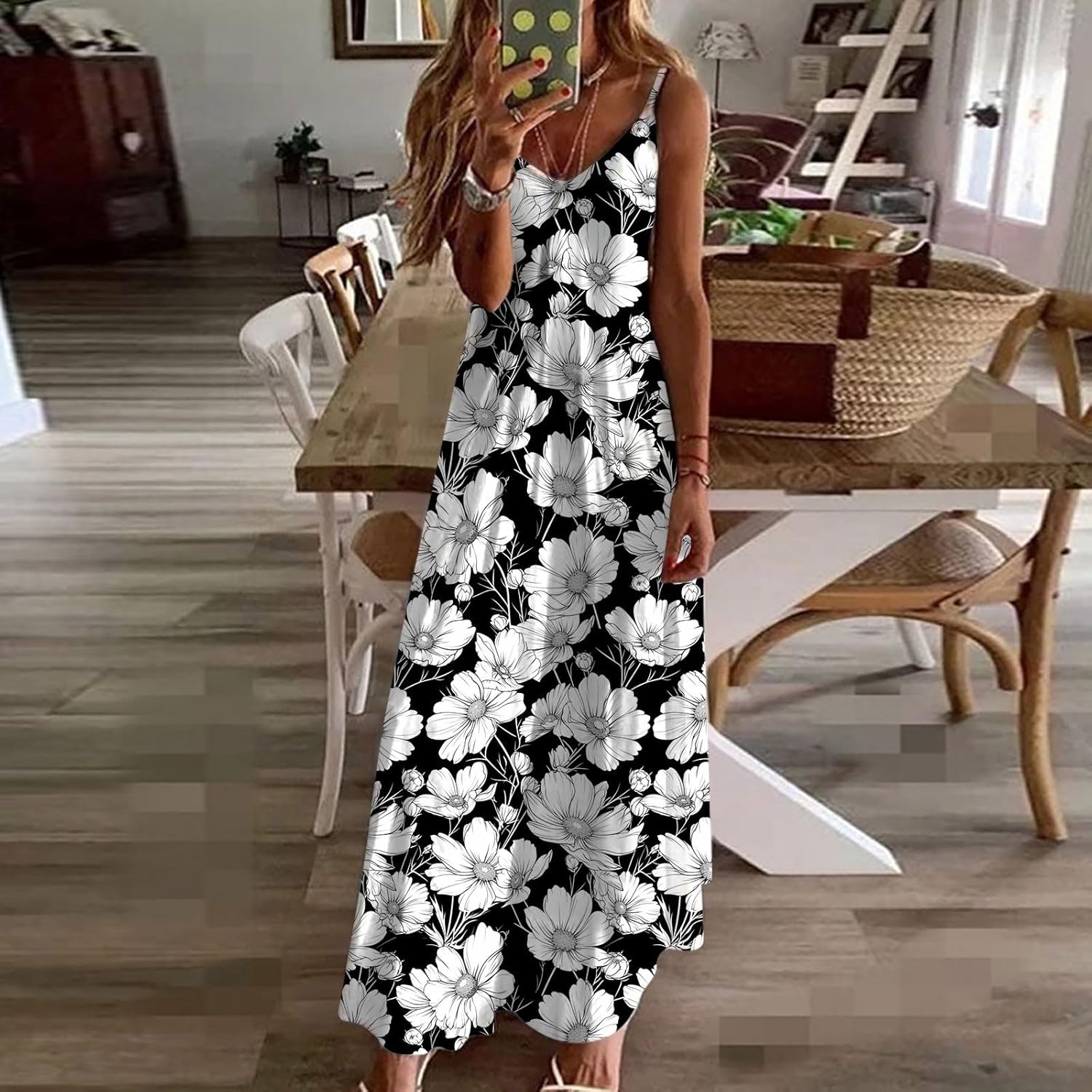 Womens Floral Maxi Dresses Spaghetti Strap Casual Summer Long Dress Vneck Flowy Boho Beach Sundress Vacation Outfits