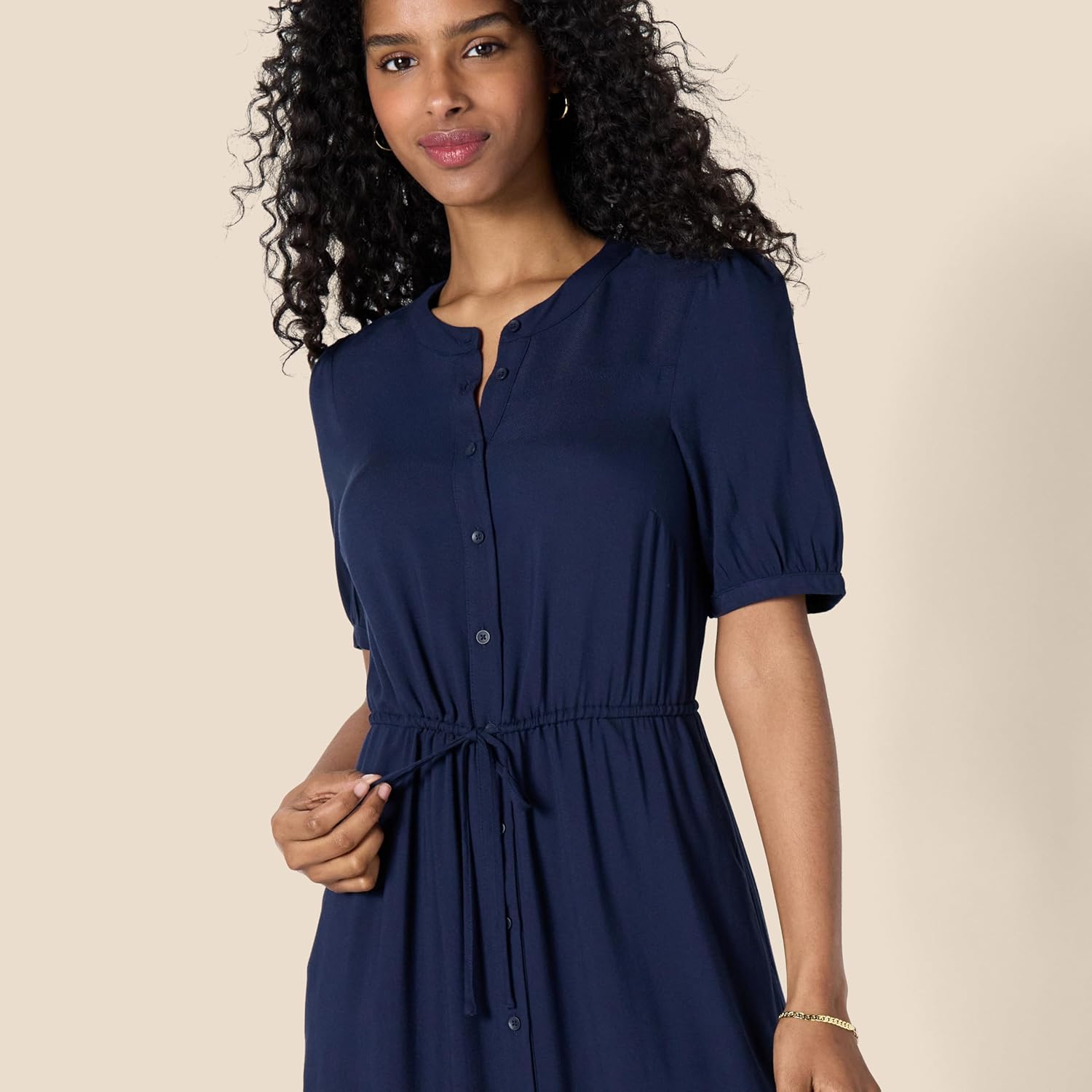 Amazon Essentials Women's Relaxed Fit Half-Sleeve Waisted Midi A-Line Dress