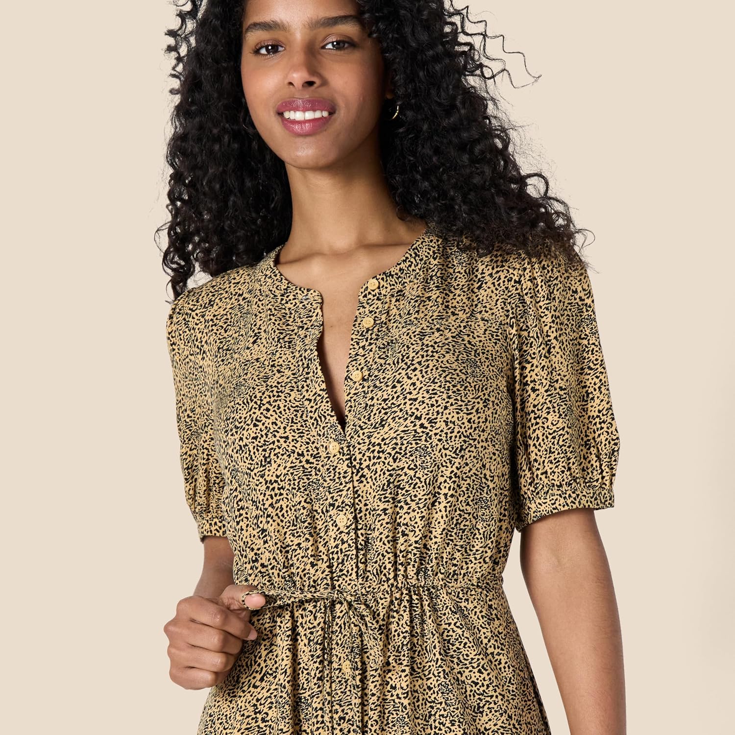 Amazon Essentials Women's Relaxed Fit Half-Sleeve Waisted Midi A-Line Dress